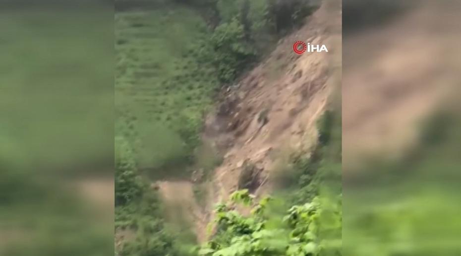 Giresun'da Heyelan Tehdidi Artarak Devam Ediyor: Toplam 33 Konut Güvenli Bölgeye Tahliye Edildi