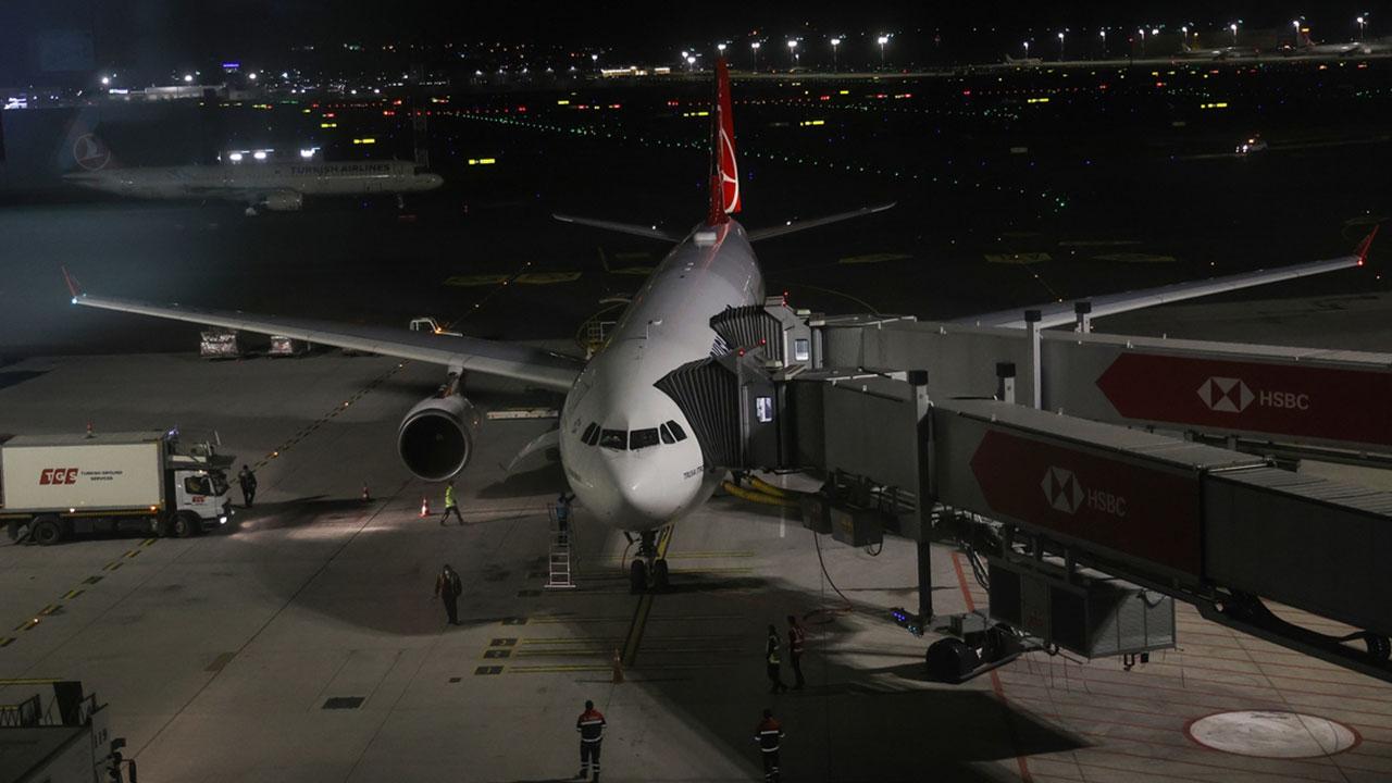 Pakistan'a gitmek için havalanan uçaklar İstanbul’a geri dönüyor