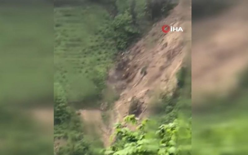 Giresun'da Heyelan Tehdidi Artarak Devam Ediyor: Toplam 33 Konut Güvenli Bölgeye Tahliye Edildi
