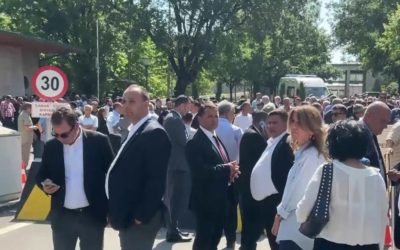CHP'de Salı Günü Gerilimi ve Meclis Önü Olayları