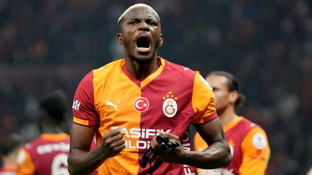 Victor Osimhen için dev zirve! Fransızlar duyurdu: 'Dün Madrid'deydi'