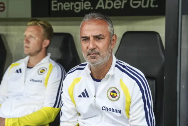 Fenerbahçe'nin Avrupa Kadrosu Şaşırtıcı Detaylarla Güncellendi